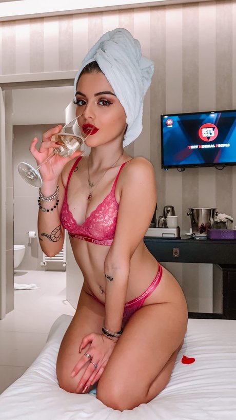 Chiara Nikolli nude leaked OnlyFans photo #15