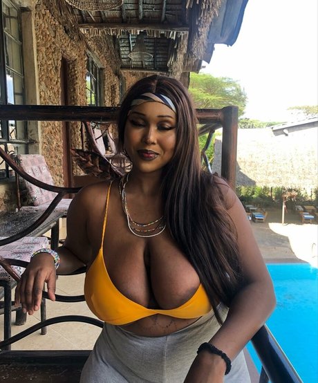 Bigtitti3barbie nude leaked OnlyFans pic
