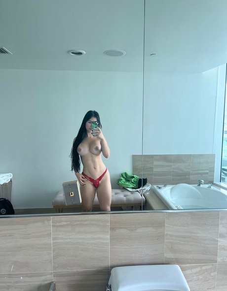 Ilovespanishkitty nude leaked OnlyFans pic