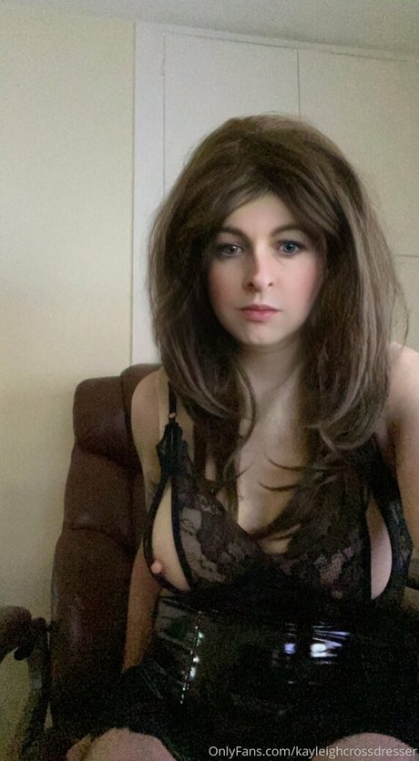 Kayleighcrossdresser nude leaked OnlyFans photo #16