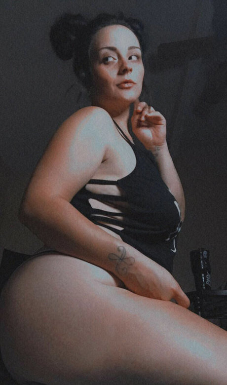 Alliecat93 nude leaked OnlyFans pic