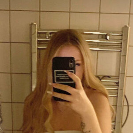 Blondieebabez nude leaked OnlyFans pic
