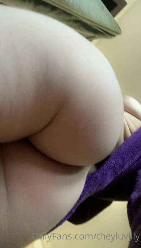 Theyluvbabyy nude leaked OnlyFans pic